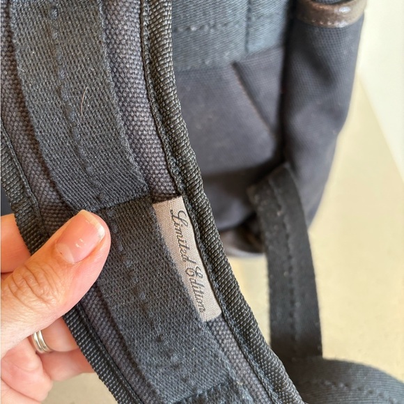 Daniel Cremieux Limited Edition Canvas Leather Backpack Laptop Messenger Bag EUC - Picture 6 of 10